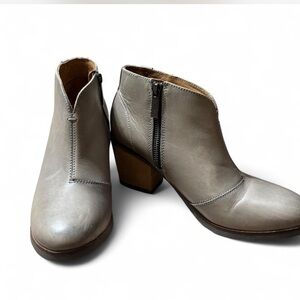 Bussola Taupe Leather Ankle Boots EU 40